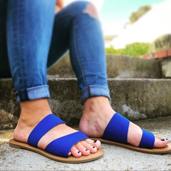 Qupid Athena Cobalt Blue Two Band Sandals NEW! - Picture 3 of 8